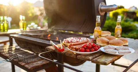 Churrasqueiras de Carvão Móveis: Praticidade e Sabor em Qualquer lugar