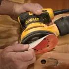 Lixadora Rotorbital 280W Dewalt 