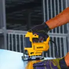 Serra de Recortes 650W DeWALT DWE349-QS