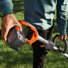 Aparador de Relva Telescópico Husqvarna 220IR + Bateria e Carregador Incluídos