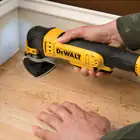 Multi-Ferramenta Oscilante 300W Dewalt + 37 Acessórios + Mala de Transporte TSTAK